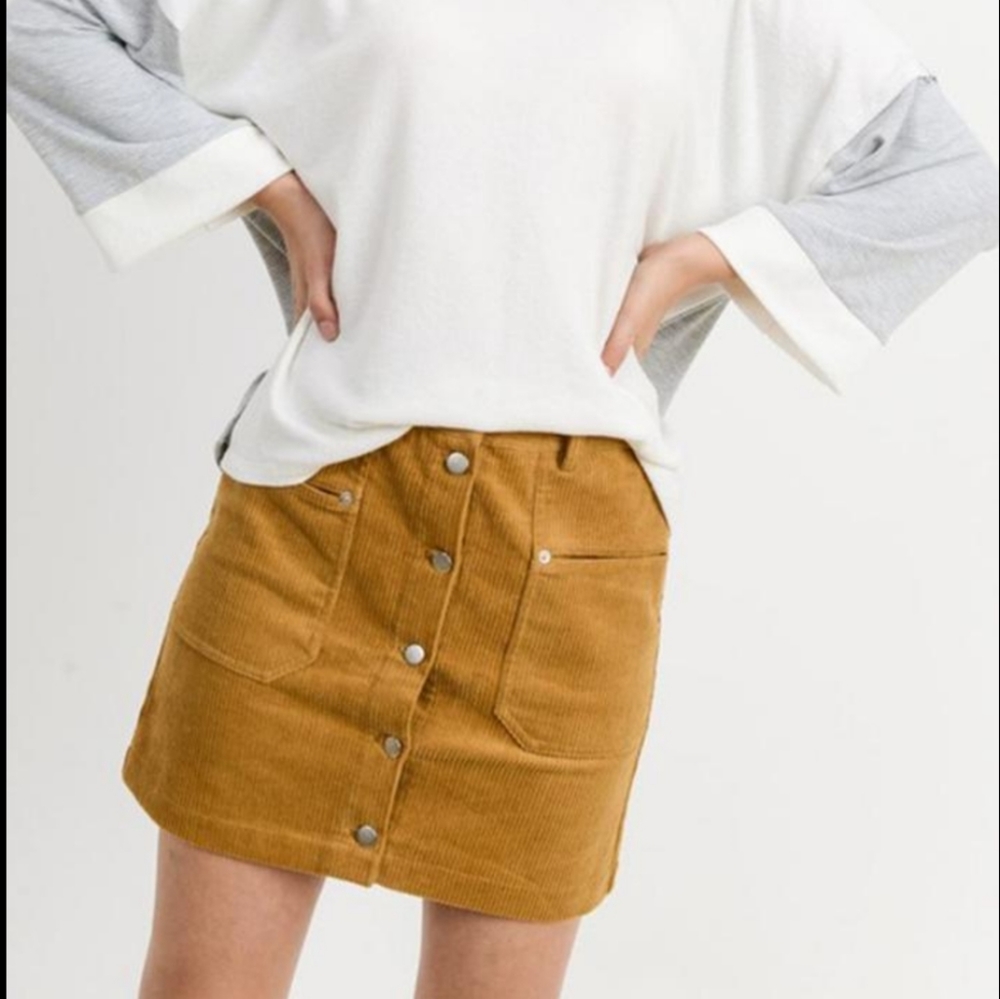 Corduroy tan skirt button up front and high waisted paper crane small